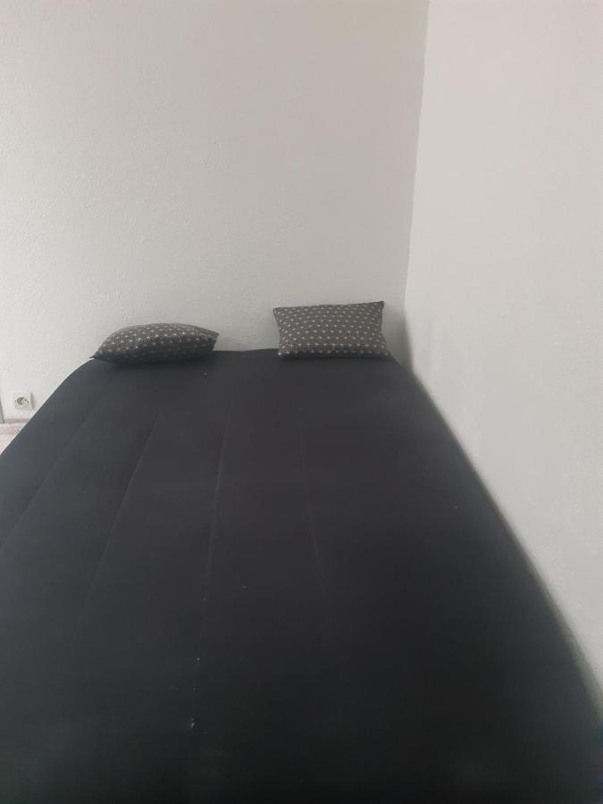 شقة T2 4P Ste Savine Proche Centre Troyes سانت سافين المظهر الخارجي الصورة